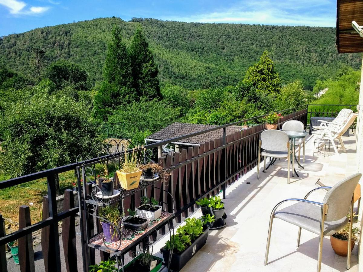 Les Ecureuils Acomodação com café da manhã Revin  Exterior foto